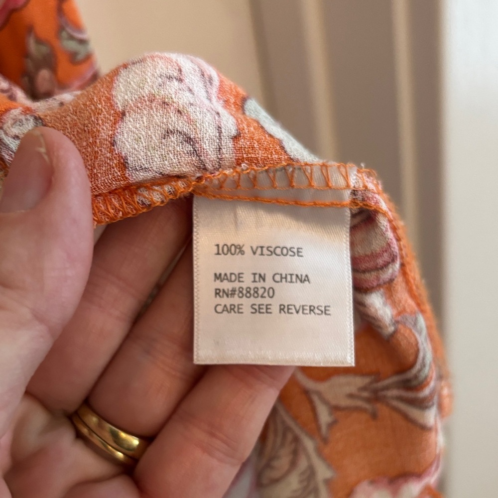 RACHEL Rachel Roy Orange Whimsical Floral LS BlouseW/Smocking Details V-Neck EUC - Picture 3 of 11